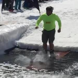 Meet your Posher, Carlos